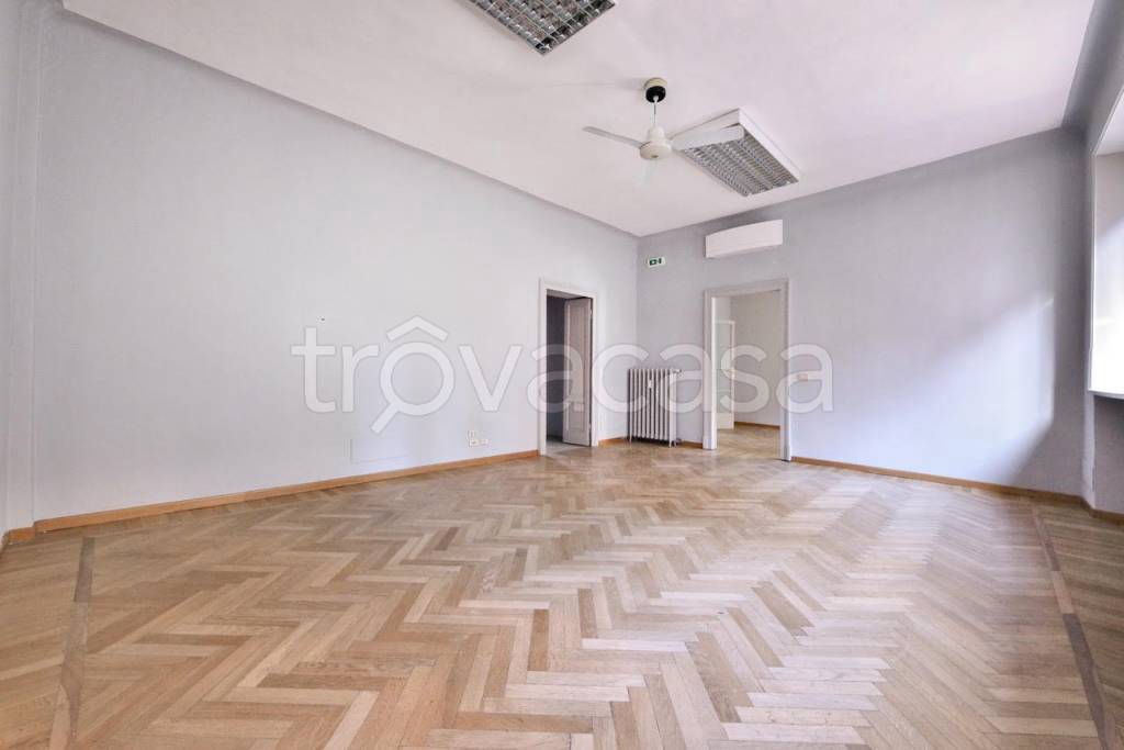 ufficio in affitto a Milano in zona Sant'Ambrogio