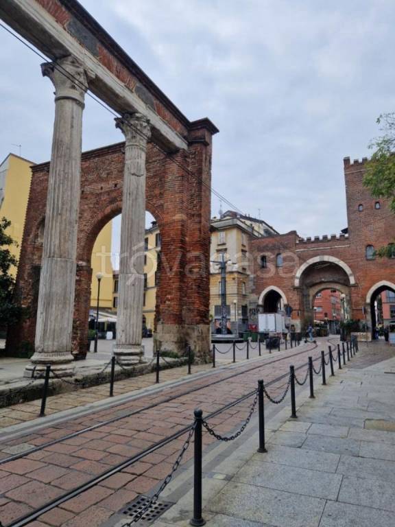 appartamento in affitto a Milano in zona Sant'Ambrogio