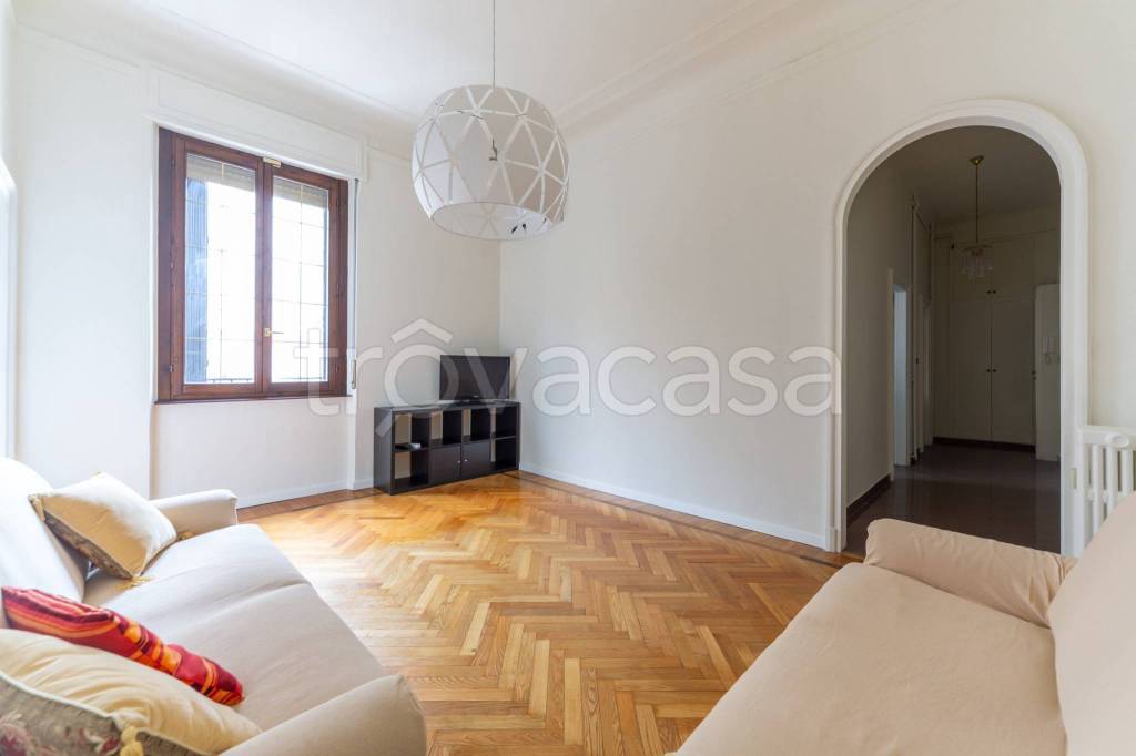 appartamento in affitto a Milano