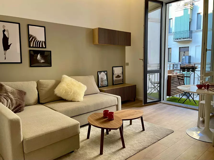 appartamento in affitto a Milano