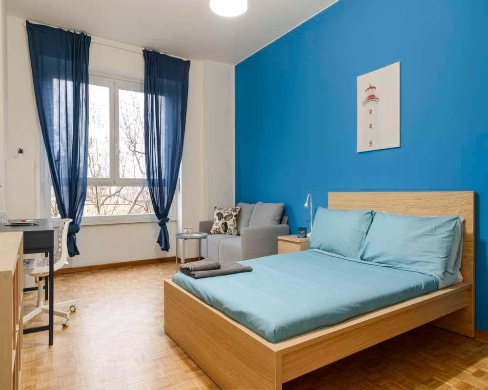 negozio in affitto a Milano in zona Morivione