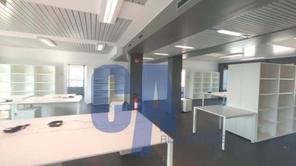 locale di sgombero in affitto a Milano