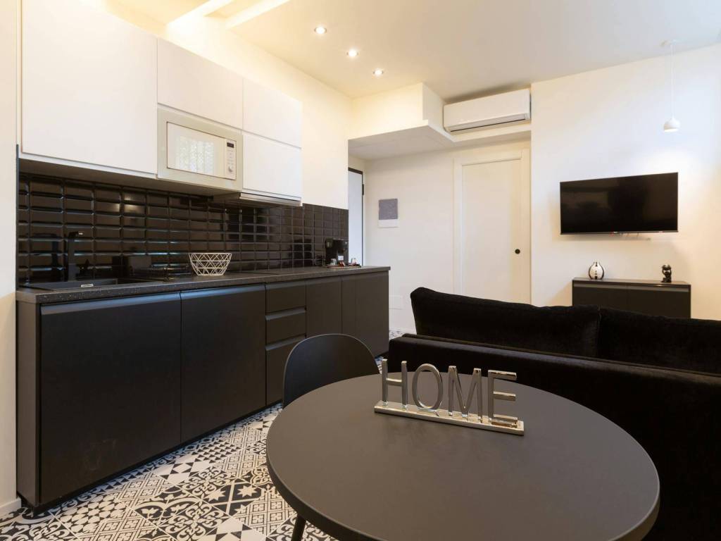 casa indipendente in affitto a Milano in zona Adriano