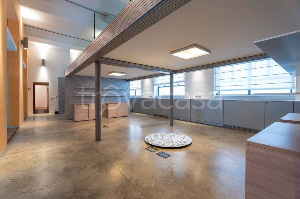 ufficio in affitto a Milano