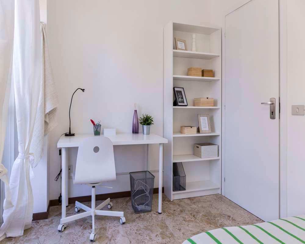 negozio in affitto a Milano