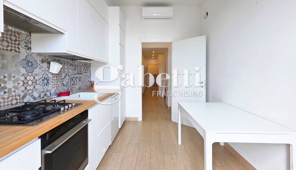 appartamento in affitto a Milano in zona Porta Nuova