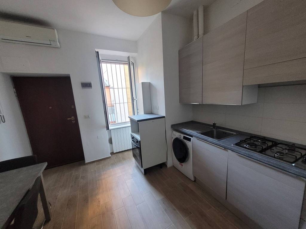 appartamento in affitto a Milano in zona Bocconi