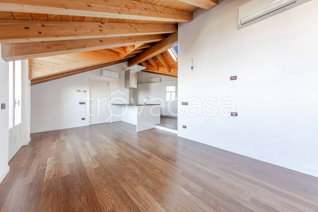 appartamento in affitto a Milano in zona Sempione