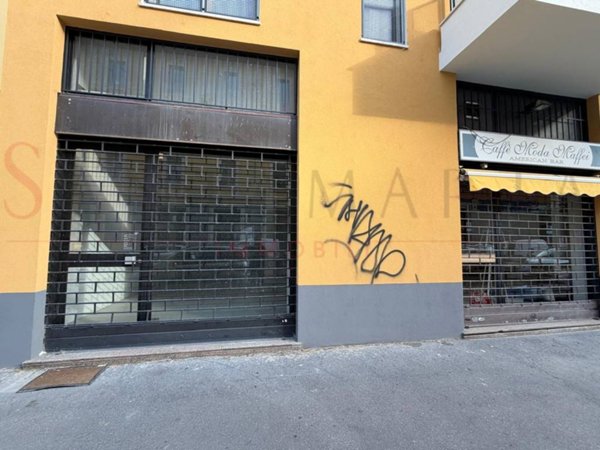 negozio in affitto a Milano in zona Guastalla