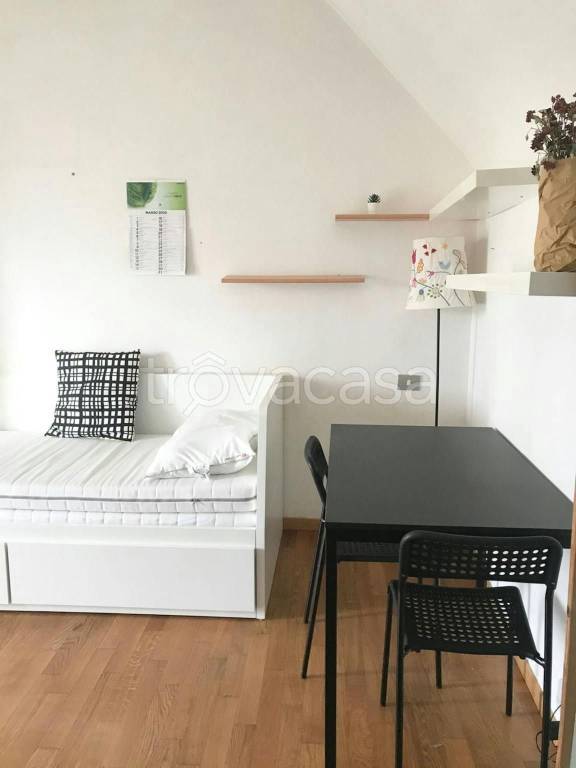 appartamento in affitto a Milano in zona Porta Nuova