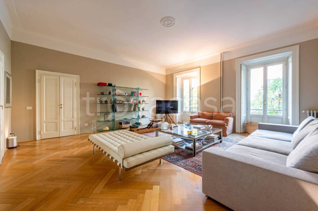 appartamento in affitto a Milano in zona Cadorna