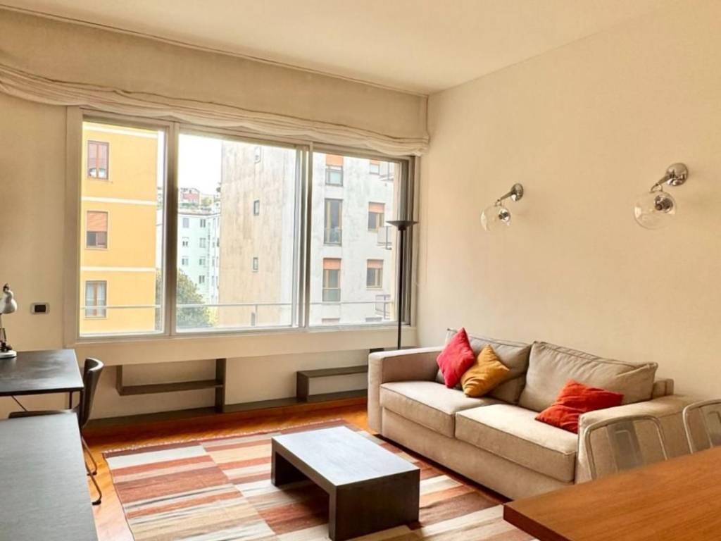 appartamento in affitto a Milano in zona Porta Nuova