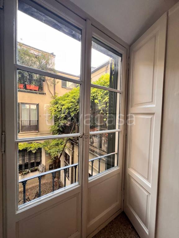 appartamento in affitto a Milano in zona Sant'Ambrogio