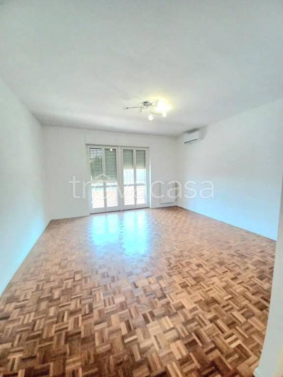 appartamento in affitto a Milano in zona Feltre