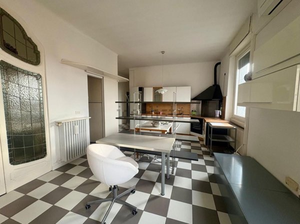 appartamento in affitto a Milano in zona Vigentino