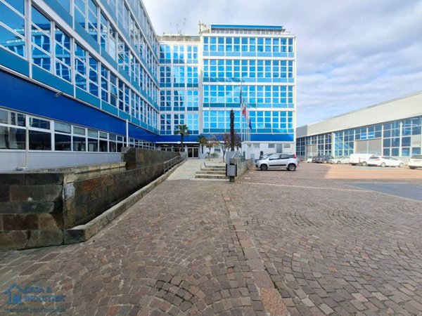 ufficio in affitto a Milano in zona Rogoredo