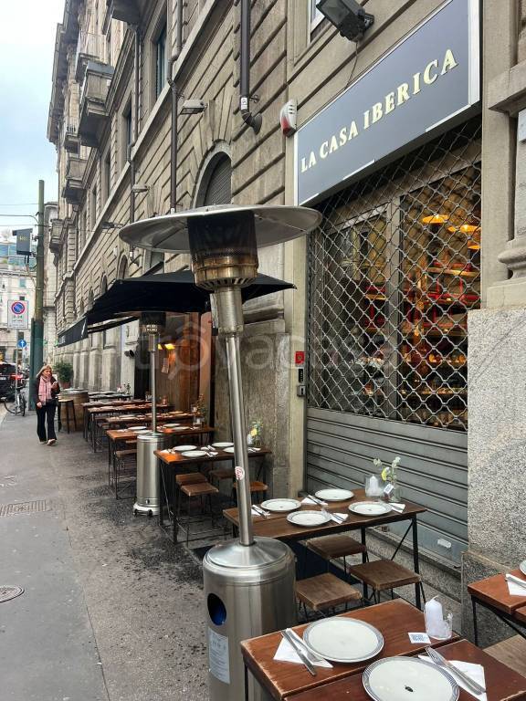 negozio in affitto a Milano in zona Cadorna