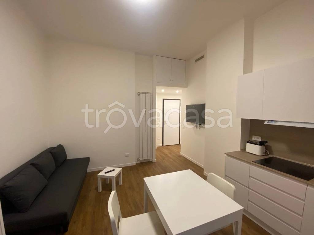 appartamento in affitto a Milano in zona Greco