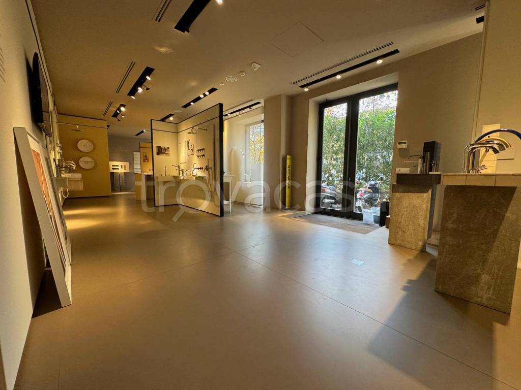 negozio in affitto a Milano in zona Porta Romana