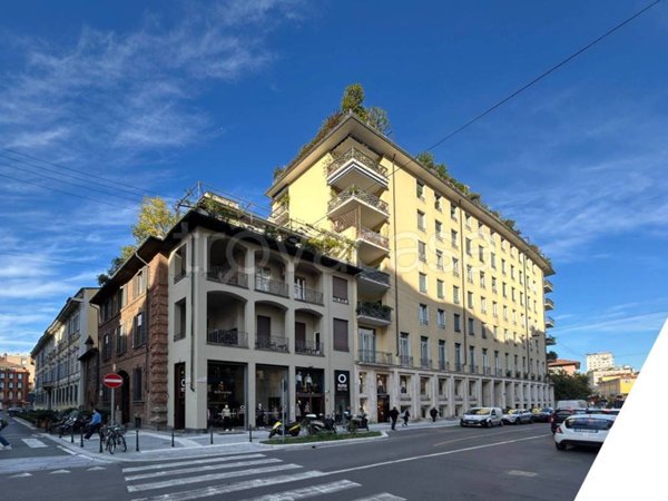 negozio in affitto a Milano