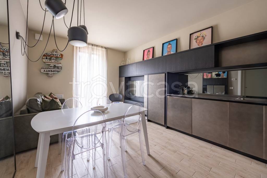 appartamento in affitto a Milano in zona Porta Nuova