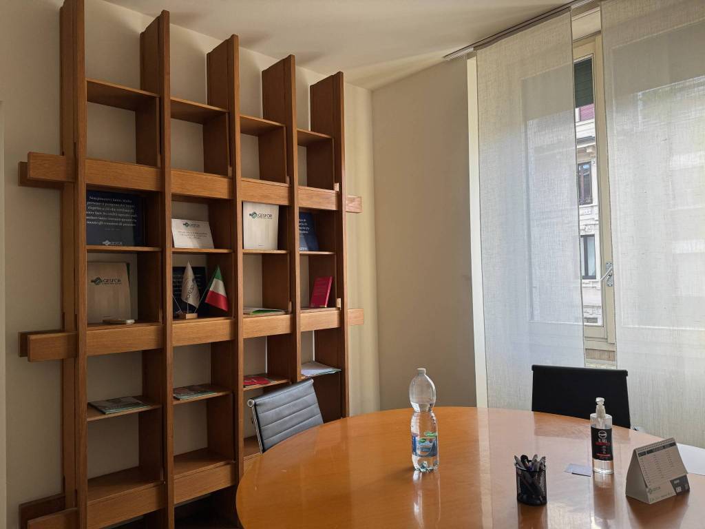 ufficio in affitto a Milano in zona Stazione Centrale