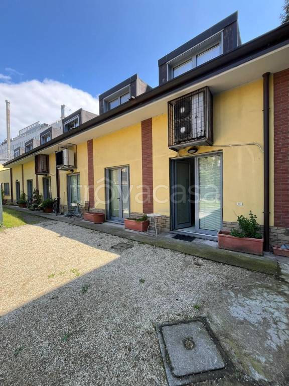 appartamento in affitto a Milano in zona San Siro