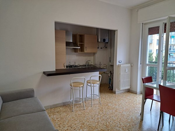 appartamento in affitto a Milano in zona Lorenteggio