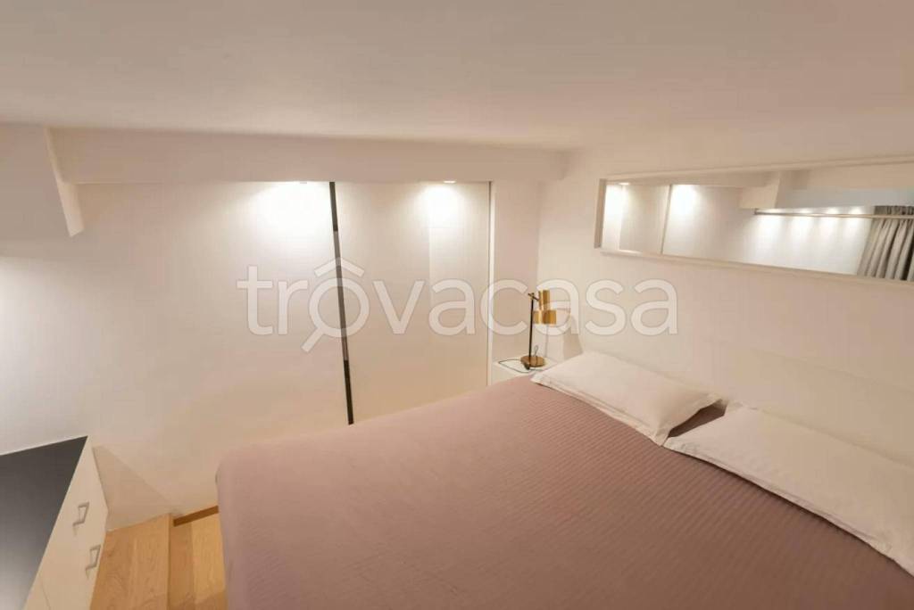 appartamento in affitto a Milano in zona Isola