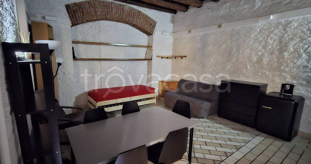 appartamento in affitto a Milano in zona Porta Genova