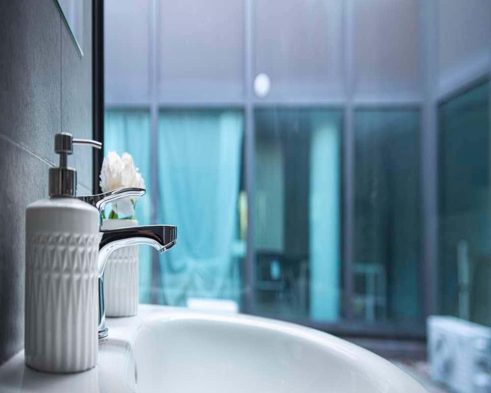 negozio in affitto a Milano in zona Dergano