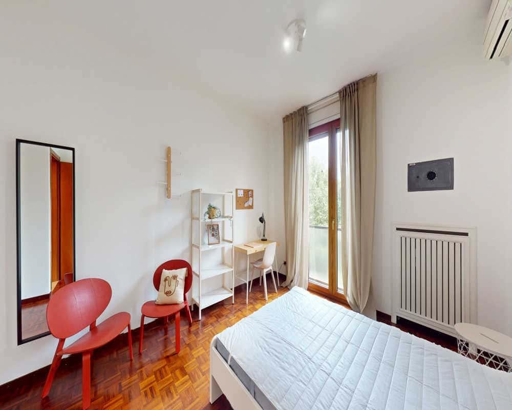 negozio in affitto a Milano in zona Comasina