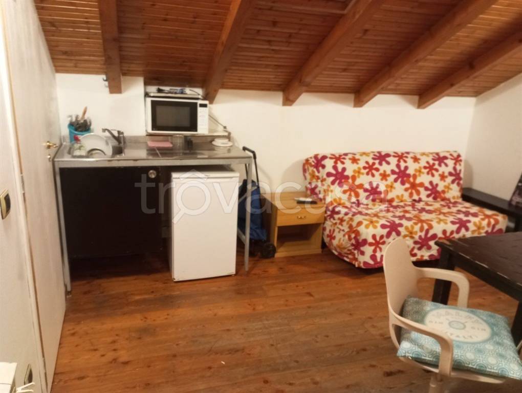 monolocale in affitto a Milano in zona Isola