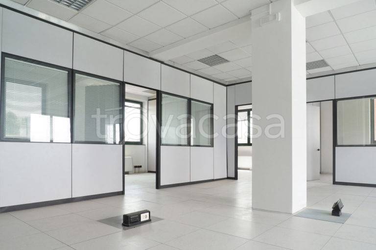 ufficio in affitto a Milano in zona Muggiano