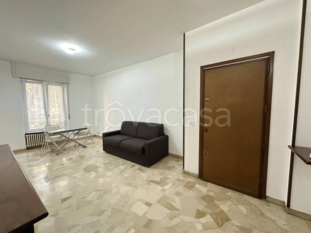 appartamento in affitto a Milano in zona Porta Romana