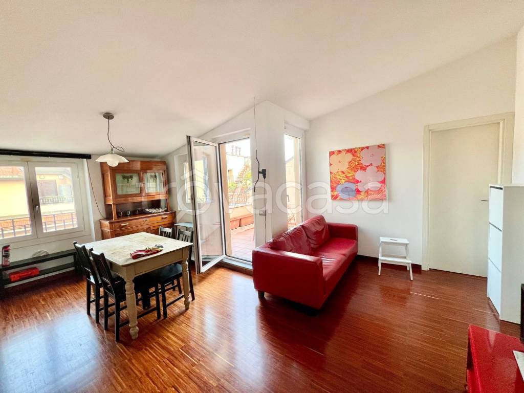 appartamento in affitto a Milano