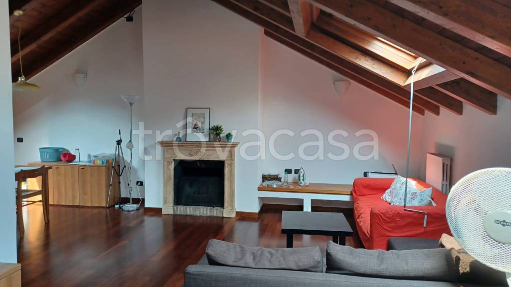 appartamento in affitto a Milano in zona Bocconi