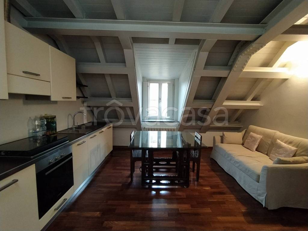 appartamento in affitto a Milano in zona Lambrate