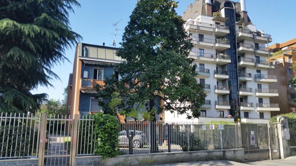 casa indipendente in affitto a Milano in zona Vigentino