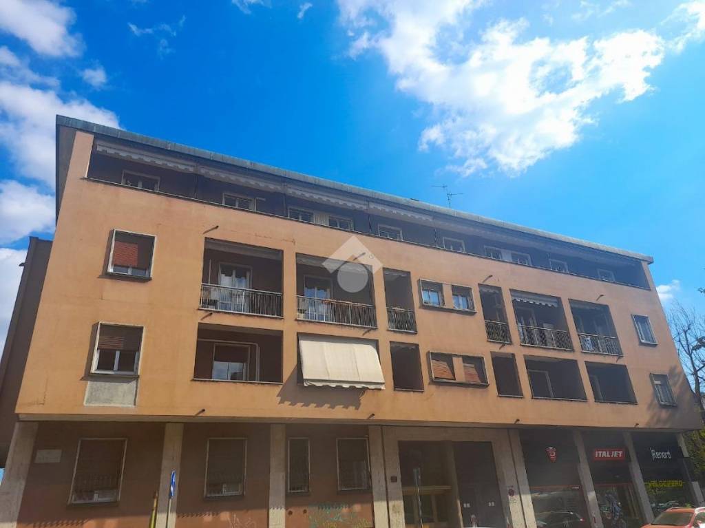 appartamento in affitto a Milano in zona Isola