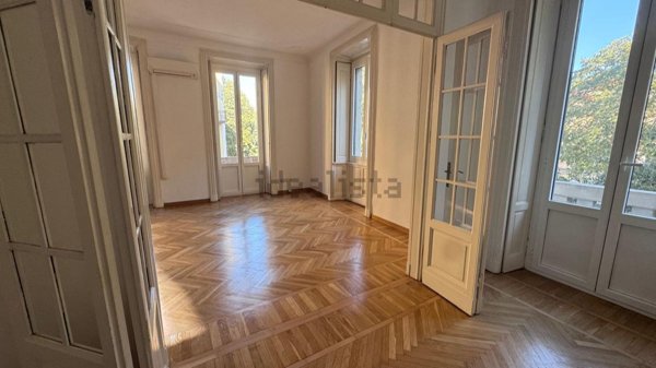 appartamento in affitto a Milano in zona Cinque Giornate