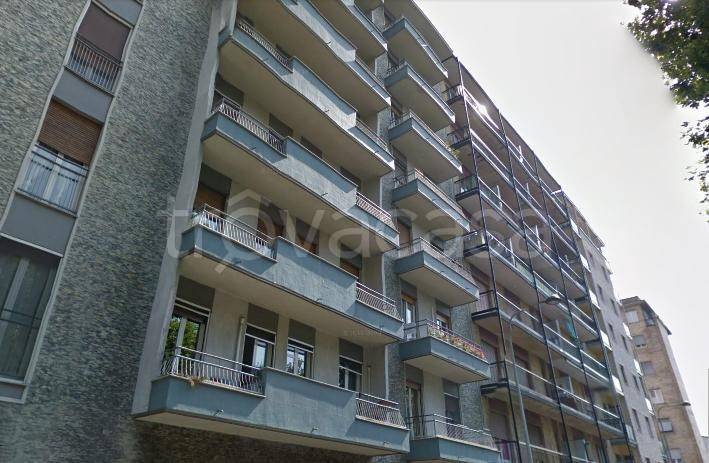 appartamento in affitto a Milano in zona Lorenteggio