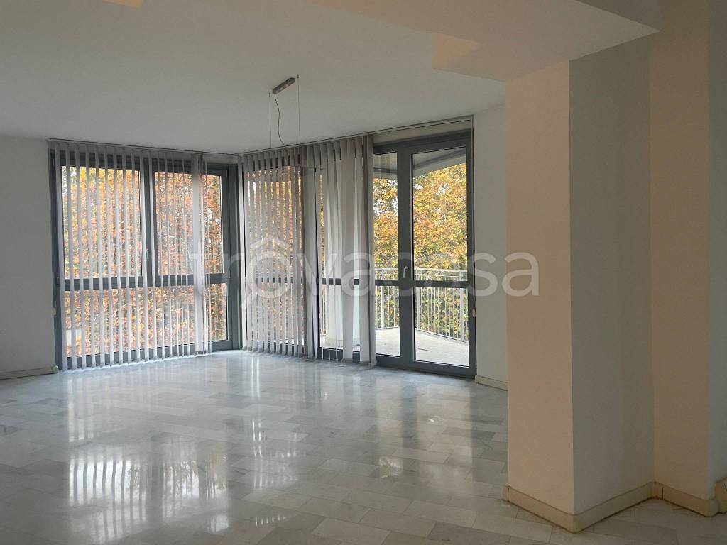 ufficio in affitto a Milano in zona Maggiolina