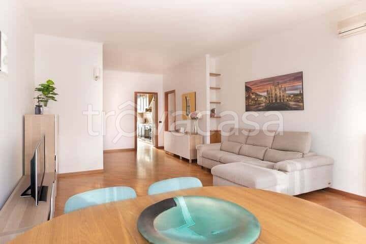 appartamento in affitto a Milano in zona Sempione