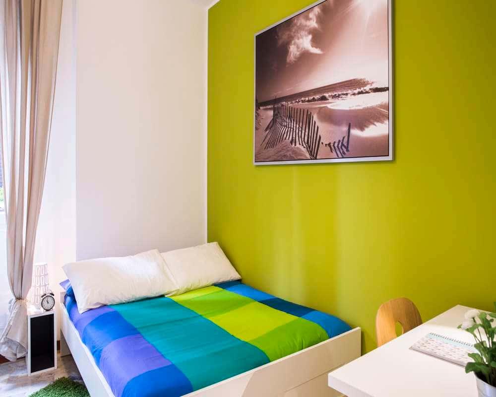 negozio in affitto a Milano in zona Lorenteggio