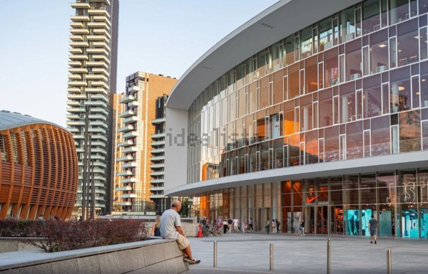 locale commerciale in affitto a Milano in zona Brera