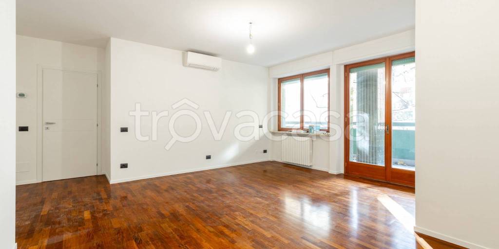 appartamento in affitto a Milano in zona Solari