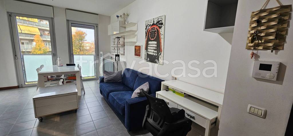 appartamento in affitto a Milano in zona Famagosta