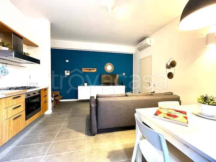 appartamento in affitto a Milano in zona Famagosta