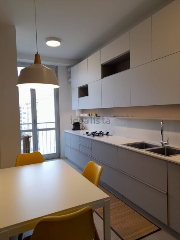 appartamento in affitto a Milano in zona Lorenteggio
